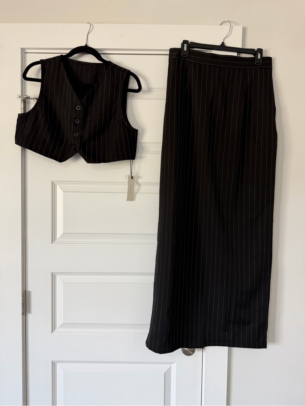 Pinstripe Vest and High-Waist Skirt Set - Picture 4 of 8